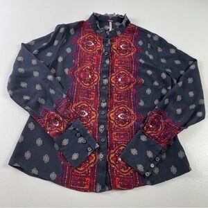 Free People Blouse Women Size‎ XS Ruffles details long sleeves button down